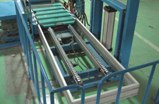 Elevating conveyor